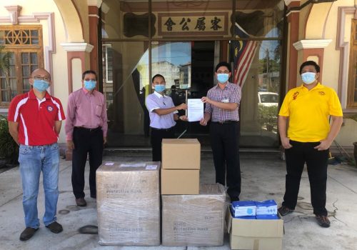 筹医疗物资捐赠怡保苏丹后拜润医院